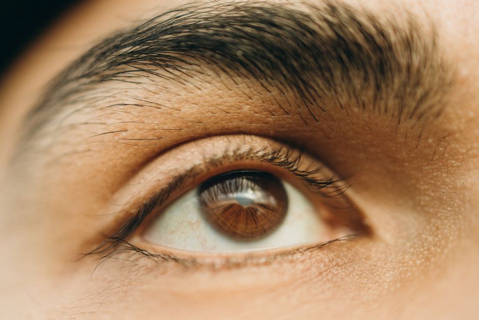 Astaxanthin for Eye Strain: Evidence-Based Benefits and Practical Use
