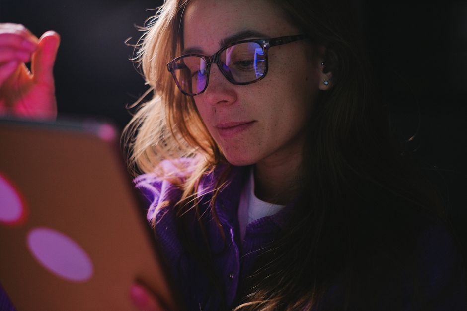 Blue Light Filtering for Digital Eye Strain Relief: Evidence